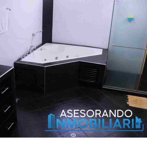 HERMOSA CASA CON RENTA ADICIONAL EN FLORENCIA - Imagen 6