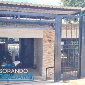 CASA EN ZONA CENTRAL DE FLORENCIA, INCLUYE APTO INDEPENDIENTE