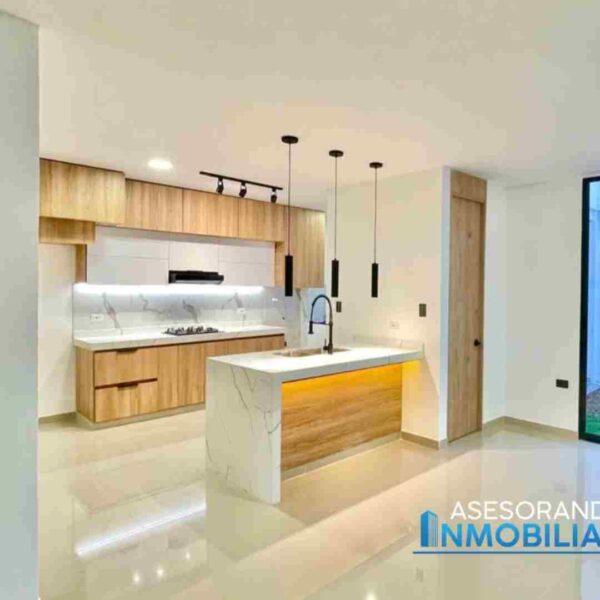 HERMOSA CASA DE LUJO, URBANIZACIÓN PORTAL DEL MIRADOR - Imagen 2