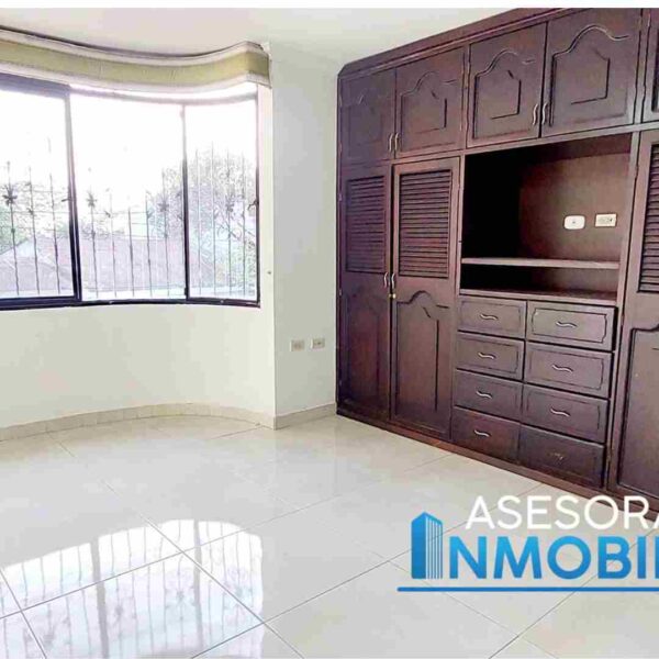 GRAN CASA PARA VENTA EN FLORENCIA - Imagen 7