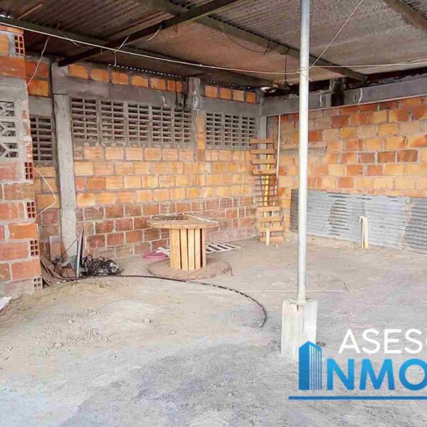 GRAN CASA PARA VENTA EN FLORENCIA - Imagen 9