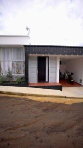 Fachada moderna de la casa en venta en el conjunto Villas de San Pablo Florencia Caquetá