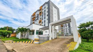 Fachada principal edificio Torres de Baruc en Florencia Caquetá