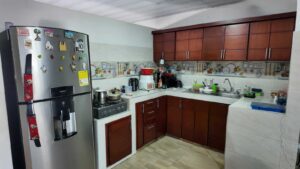 Cocina remodelada en casa en venta florencia barrio Pablo VI