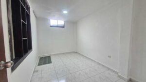 Inmueble en venta en Altamira Florencia zona de estudio o biblioteca