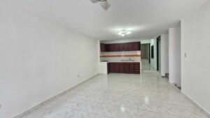 Vivienda en venta en Altamira Florencia espacios de sala y cocina semi integral