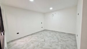 Alcoba con balcón casa en venta en Florencia Parques de la Amazonía