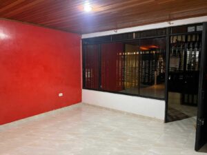 Segunda alcoba amplia en casa Barrio Pahonessa