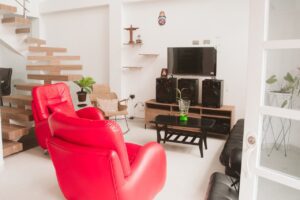 villas-san-pablo-sala-2.jpg Interior de la sala de estar en vivienda en venta en Florencia
