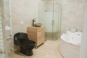 Baño principal moderno de casa en venta Juan XXIII