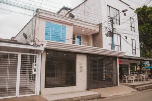 Fachada lateral de propiedad en venta en Florencia Caquetá