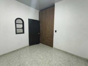 Casa en venta bellavista - Segunda habitación secundaria amplia y bien iluminada.