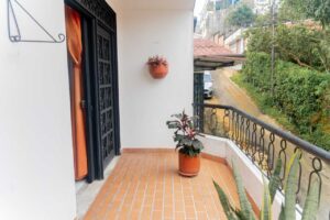 Inmueble comercial en venta Florencia amplio balcon esquinero