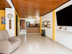 Casa barrio villa erika comedor independiente