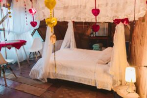 Inmueble en venta en Florencia Caquetá detalles internos del glamping.