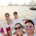 Equipo de Asesorando Inmobiliaria durante jornada de integración en Cartagena